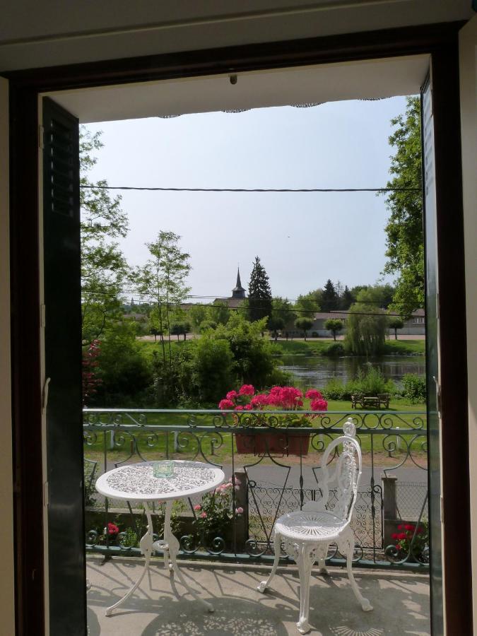 Villa La Garenne à Exideuil-sur-Vienne Extérieur photo