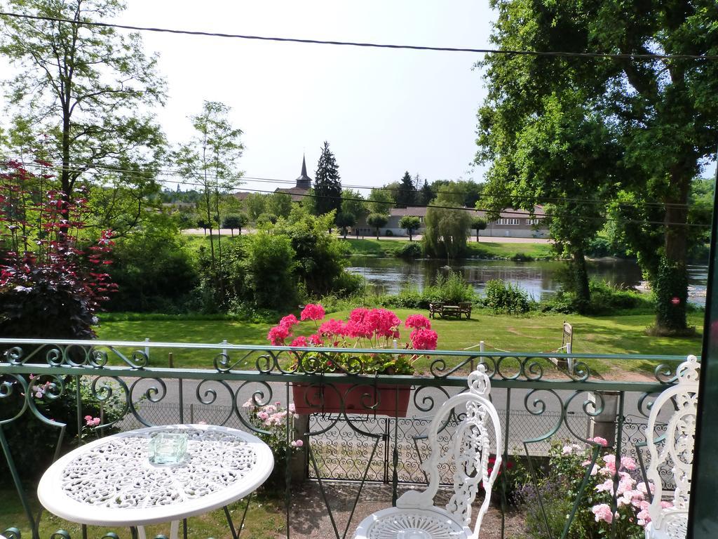 Villa La Garenne à Exideuil-sur-Vienne Extérieur photo