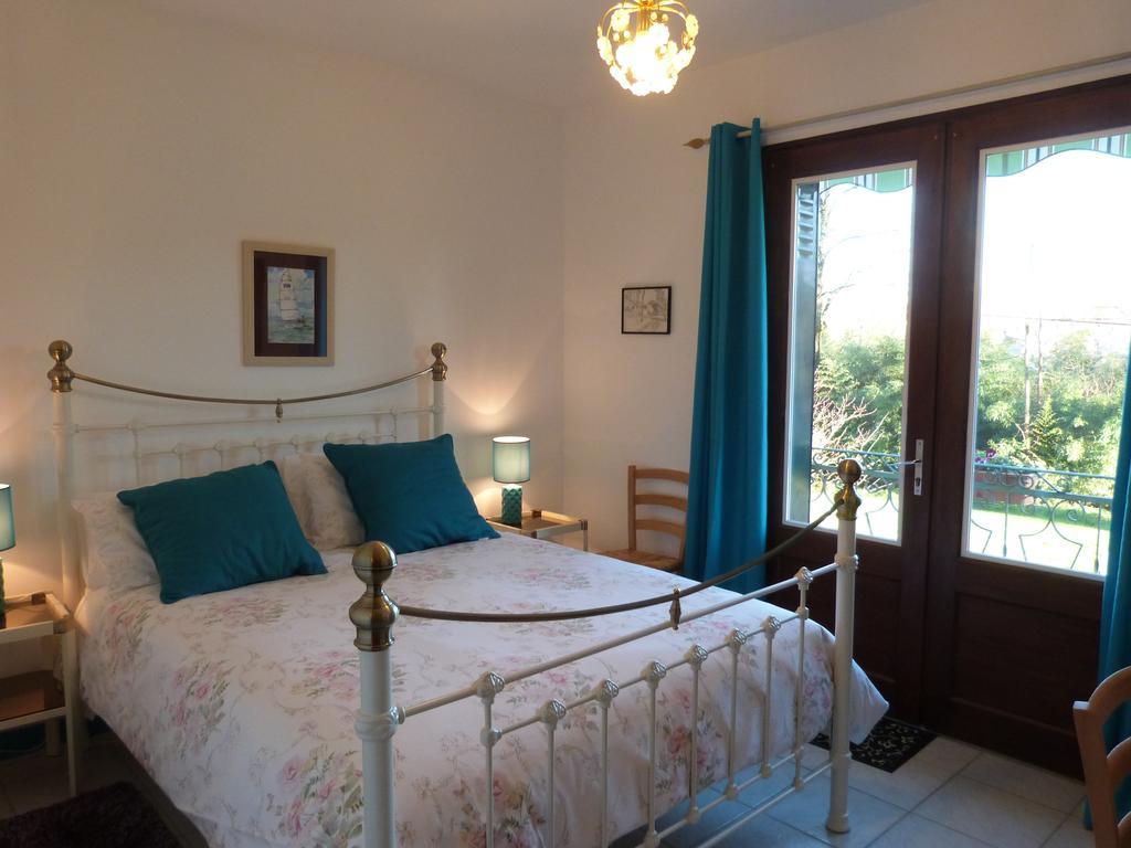 Villa La Garenne à Exideuil-sur-Vienne Extérieur photo