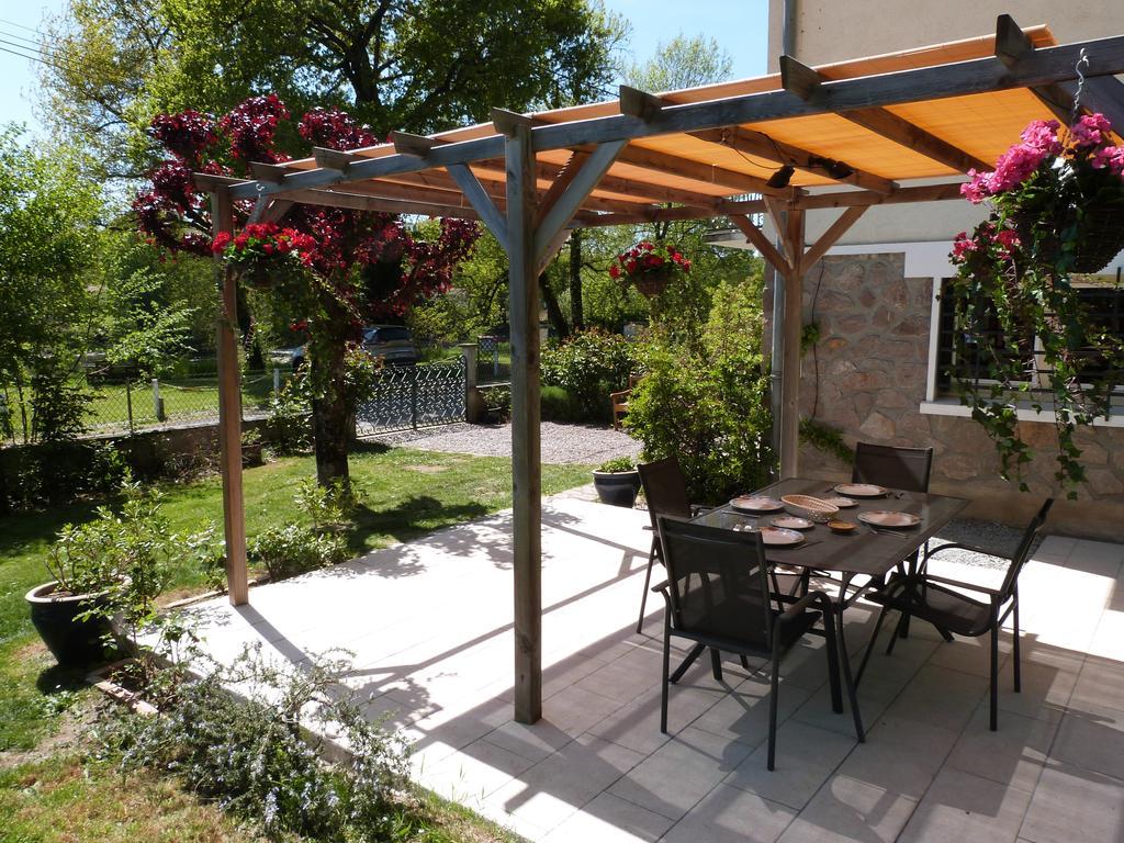 Villa La Garenne à Exideuil-sur-Vienne Extérieur photo